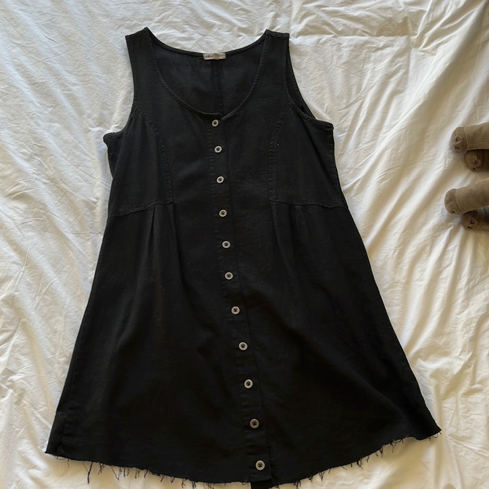 Linen Dress with unfinished hem button down